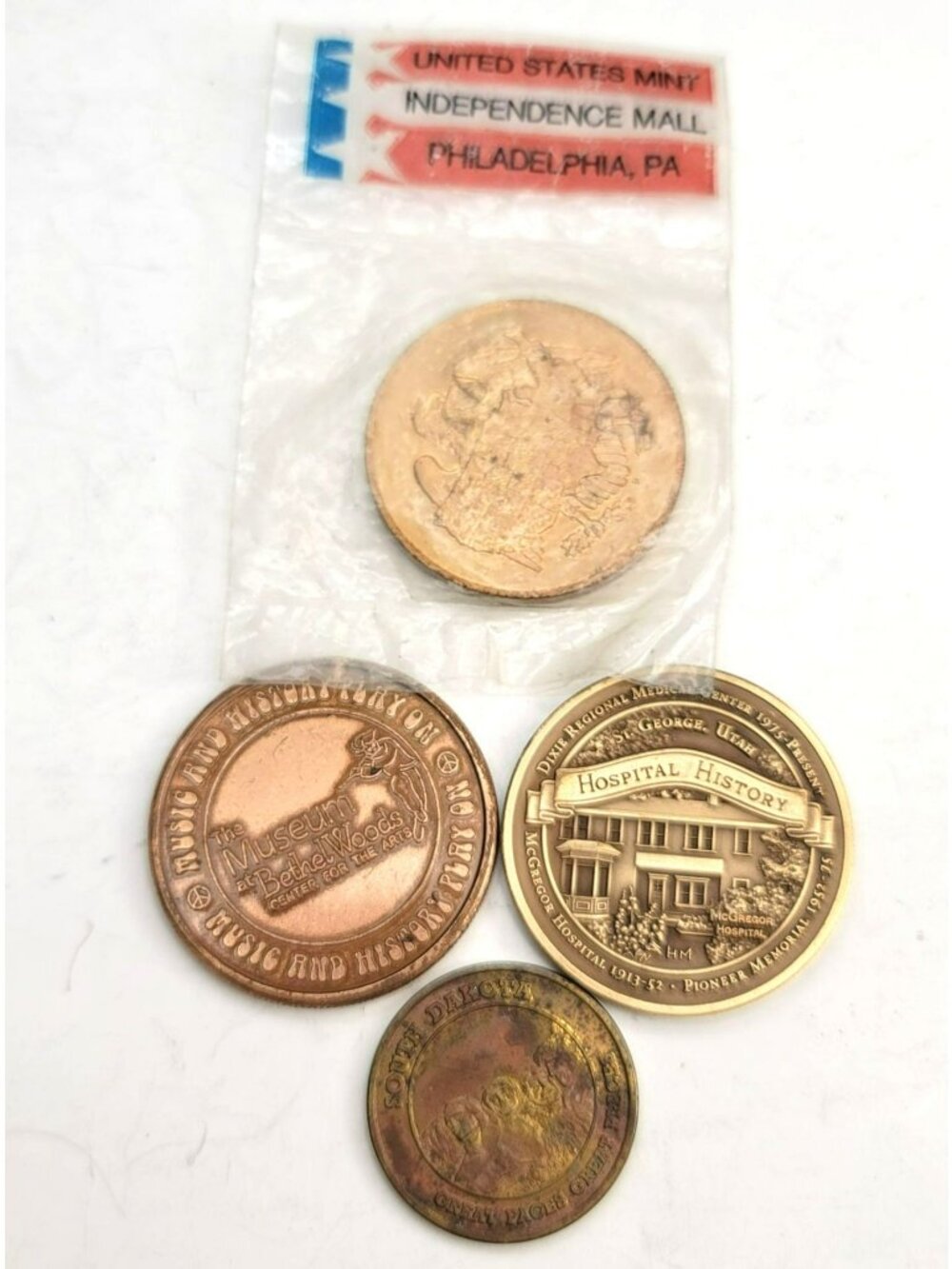 Museums and Monuments Tokens Vintage Lot Rushmore Dixie River Bethyl Woods SC827
